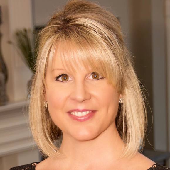 Poshmark profile picture for @fowler